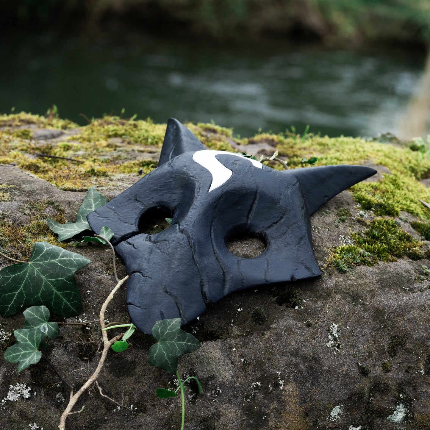 League of Legends - Mask of the Kindred