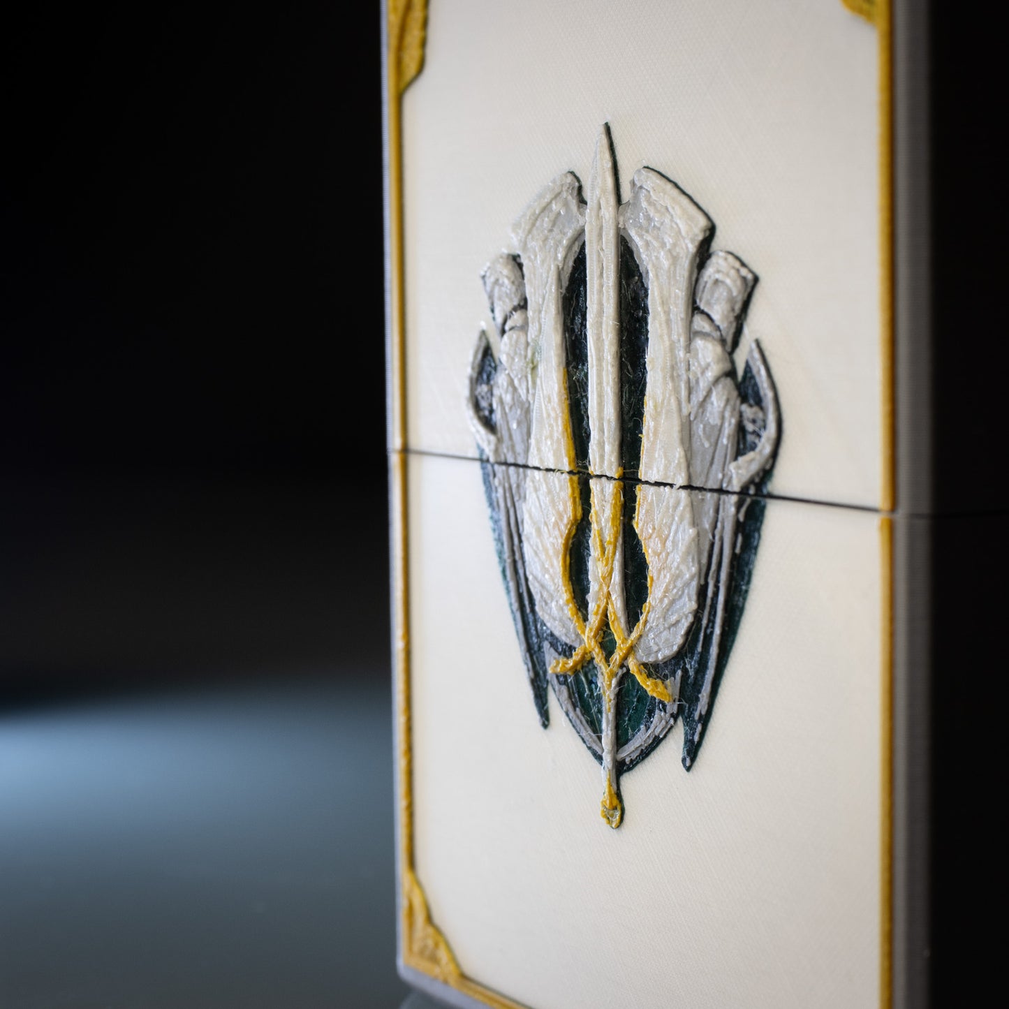 Demacian Deckbox - Riftbound