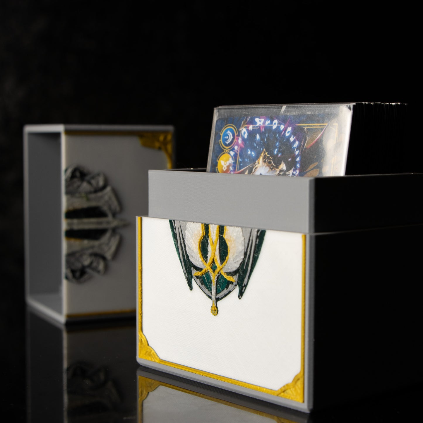 Demacian Deckbox - Riftbound